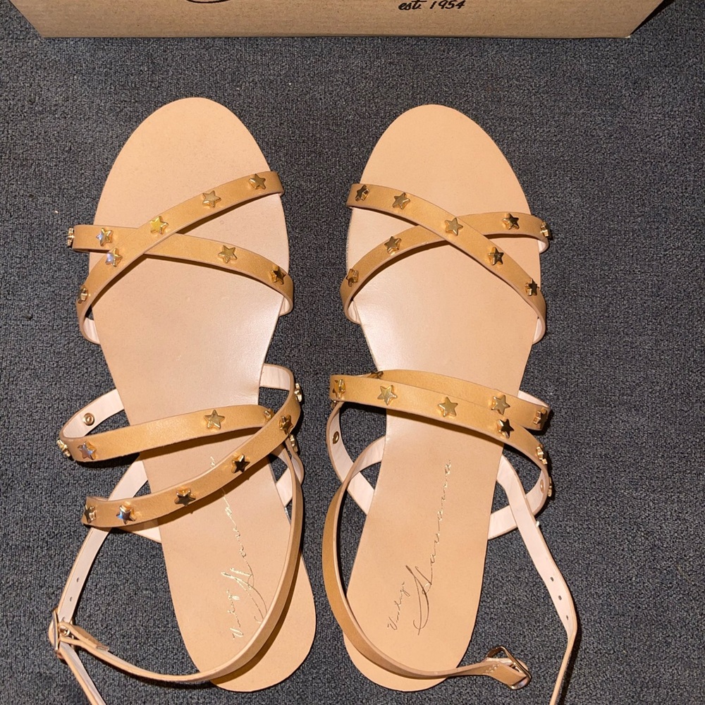 Vintage Havana in camel size 9